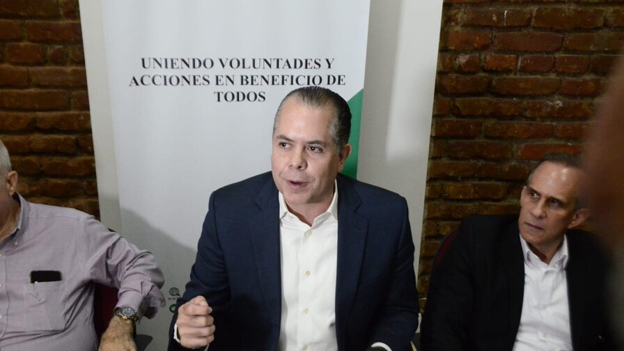 Comerciantes dan 20 d&iacute;as al Gobierno para terminar trabajos en calle Del Sol en Santiago