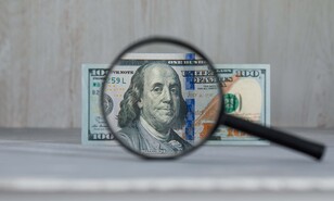 &iquest;El d&oacute;lar perder&aacute; su trono, despu&eacute;s de reinar m&aacute;s de un siglo?