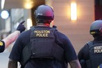 Houston estudia eliminar restricciones a agentes de inmigraci&oacute;n tras presi&oacute;n estatal