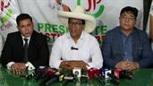 Roberto S&aacute;nchez toma delantera en balotaje en Per&uacute;, resultado a&uacute;n incierto