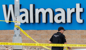 Policía mata a mujer que apuñaló a un niño tras secuestrarlo en Walmart de Nebraska