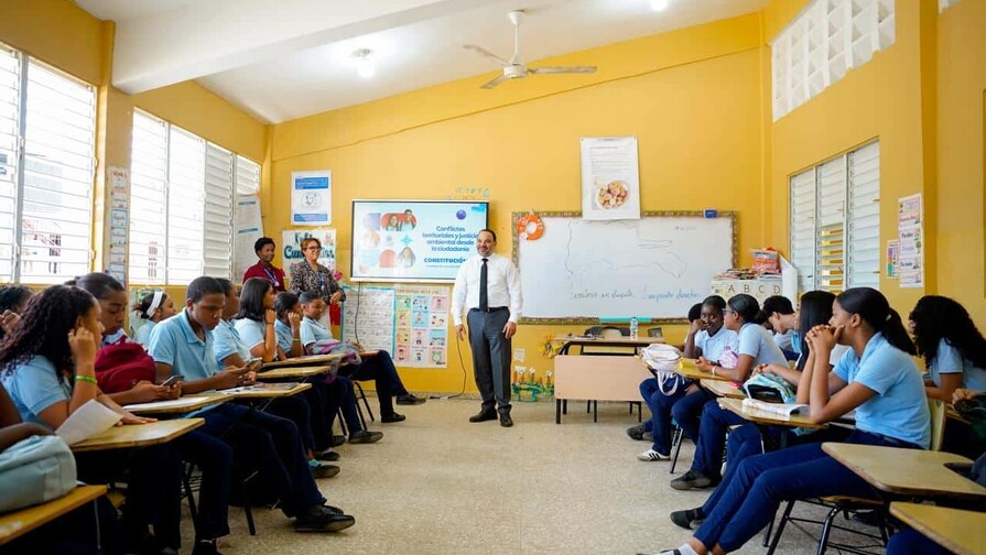 Cuando el territorio entró al aula (Clase 28) Cuando el territorio entró al aula (Clase 28)