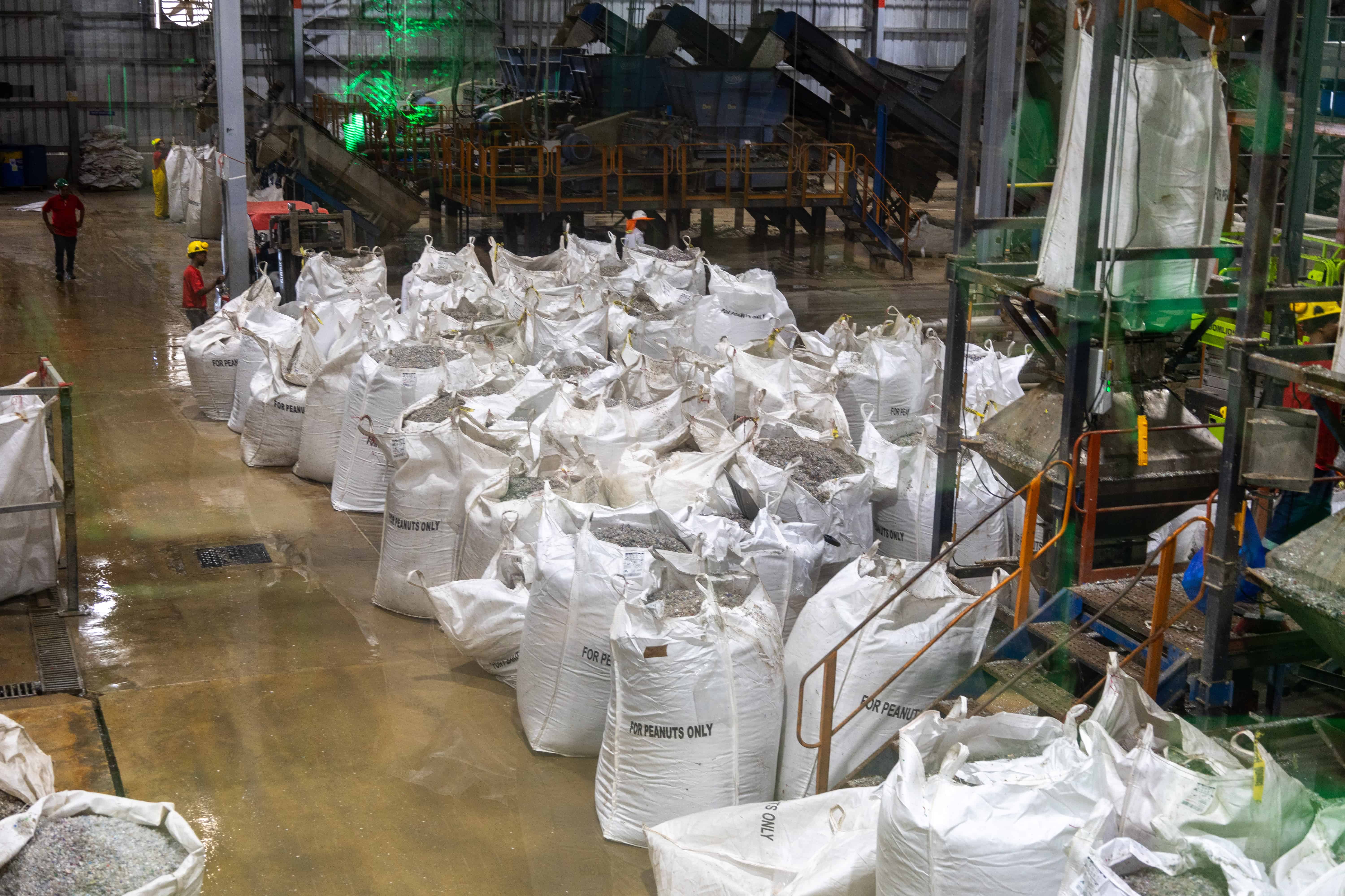 Planta de reciclaje de plástico Renacer, inaugurada este 16 de abril de 2026 en la Zona Franca Quiqueya, en San Pedro de Macorís.