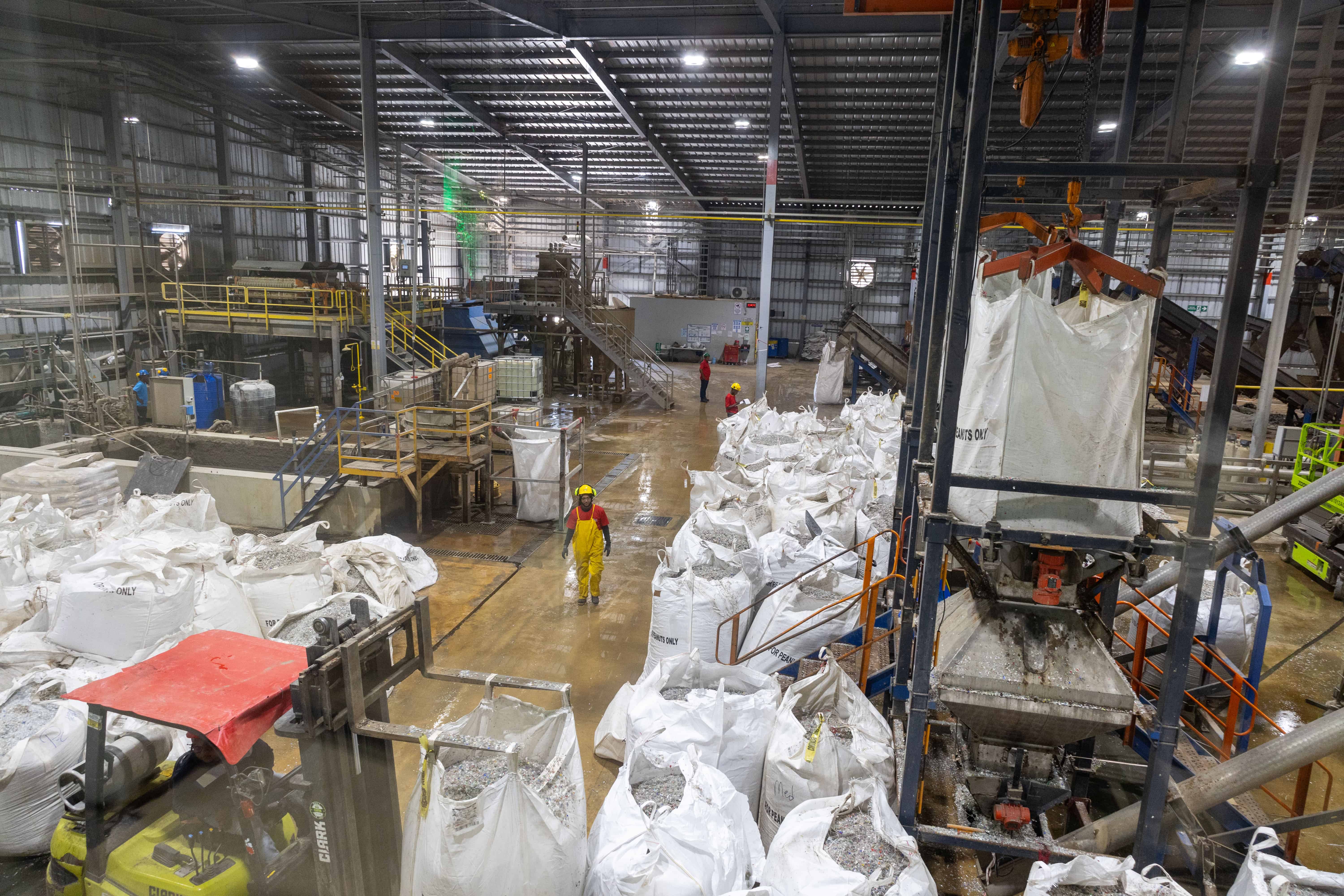 Planta de reciclaje de plástico Renacer, inaugurada este 16 de abril de 2026 en la Zona Franca Quiqueya, en San Pedro de Macorís.