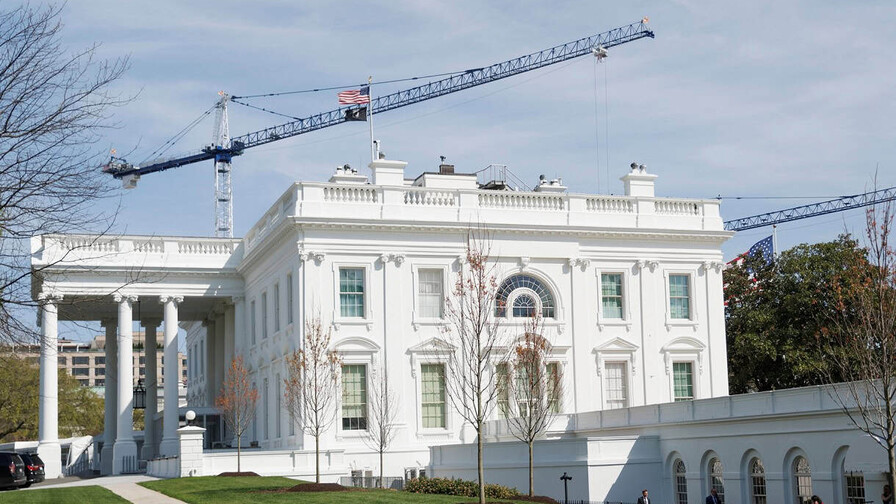 Juez amplía prohibición de salón de baile de la Casa Blanca