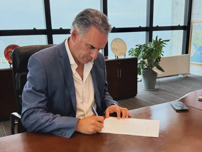 Presidente Orsi firma decreto reglamentario de eutanasia en Uruguay