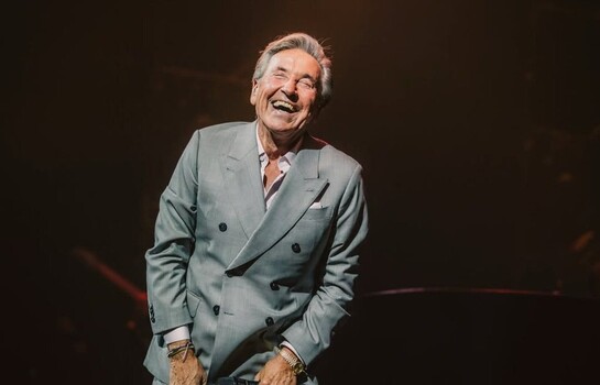 Ricardo Montaner estren&oacute; Para que seas feliz, su tema rom&aacute;ntico compuesto en Saman&aacute;