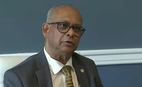 "No deber&iacute;amos temer al nuevo orden mundial", dice secretario general de la OEA