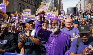 Trabajadores de edificios de vivienda privada en Nueva York autorizan huelga