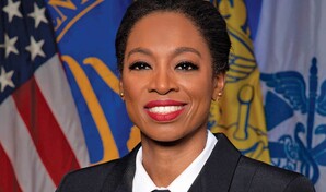 Trump nomina a veterana médica militar para dirigir la autoridad sanitaria de EE. UU.