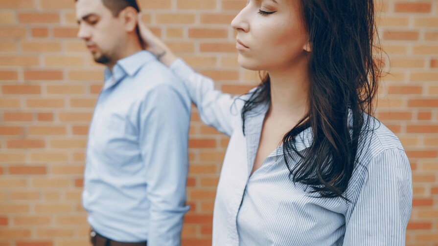 Una pareja dispareja: &iquest;Por qu&eacute; las mujeres "s&uacute;perpoderosas" se buscan hombres "princesos"?