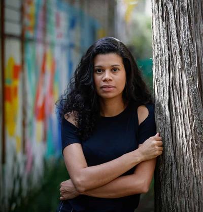 Ana Paula Maia, finalista del Booker: Nunca hubo tanta gente cazando gente