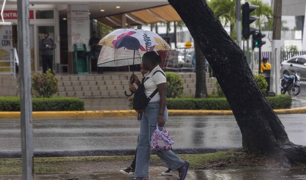 COE ampl&iacute;a alerta verde en 16 provincias y el Distrito Nacional por aguaceros