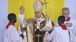 El papa advierte que la inteligencia artificial puede generar conflictos y miedos