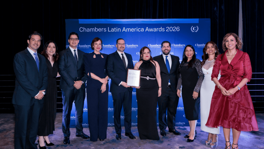 Headrick Rizik Álvarez & Fernández reconocida como Firma Legal del Año