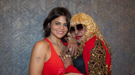 Techy Fatule incursiona en la m&uacute;sica t&iacute;pica junto a Fefita la Grande