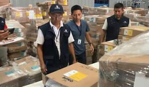 Fiscal&iacute;a de Per&uacute; interviene almac&eacute;n de actas de las presidenciales