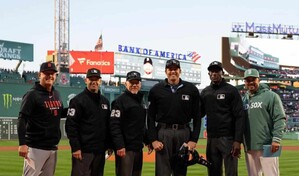 Haza&ntilde;a cumplida: F&eacute;lix Ne&oacute;n debuta como &aacute;rbitro de Grandes Ligas en el juego Detroit-Boston