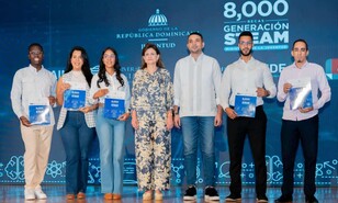 Ministerio de la Juventud entrega becas Generaci&oacute;n STEAM a j&oacute;venes de la regi&oacute;n Norte
