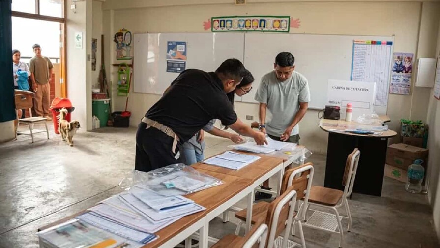 Jurado electoral de Perú realizará recuento de votos de 106 actas observadas