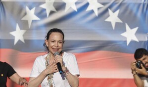 Miles de personas reciben a María Corina Machado en Madrid al grito de ¡Presidenta!