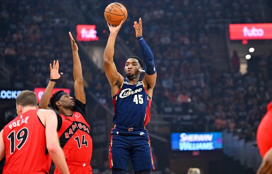 Cleveland se impone a Toronto en el primer partido de los playoffs de NBA