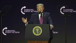 El uranio enriquecido iran&iacute; ser&aacute; llevado a EE. UU., dice Trump