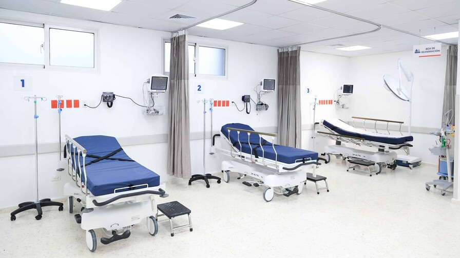 El Gobierno entrega &aacute;reas remozadas y ampl&iacute;aci&oacute;n del hospital municipal de La Victoria