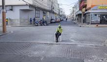 Los adoquines que se hunden