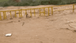 Lluvias provocan desbordamiento de r&iacute;o en Constanza