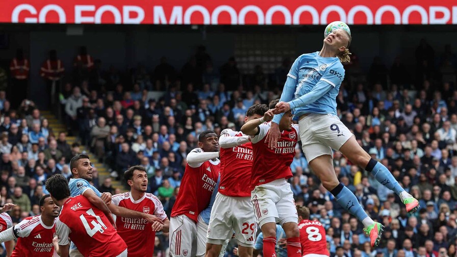 Manchester City vence al Arsenal y devuelve la emoción a la pelea por la Premier League