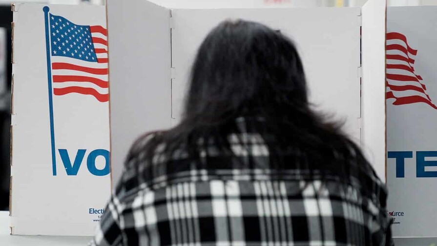 Juez de Virginia bloquea nuevo mapa electoral que podr&iacute;a favorecer a dem&oacute;cratas