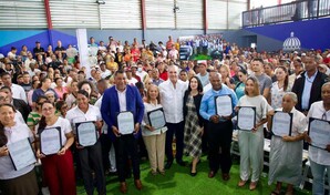 El Gobierno inicia proceso de titulaci&oacute;n definitiva para parceleros en varias provincias