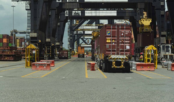 Estados Unidos iniciar&aacute; la devoluci&oacute;n de aranceles de Trump; RD pag&oacute; US$440 millones solo en 2025