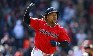 Jos&eacute; Ram&iacute;rez da otro paso rumbo a quebrar marcas de los Guardianes de Cleveland