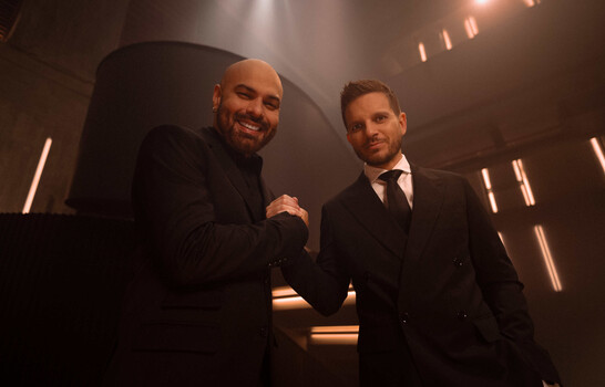 Mois&eacute;s S&aacute;nchez produce el &aacute;lbum Vida para los venezolanos Omar Enrique y Omar Acedo