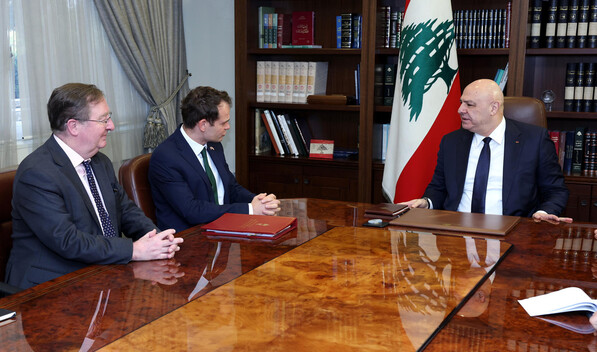 El presidente liban&eacute;s dice que las negociaciones con Israel ser&aacute;n sin intermediarios