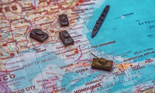 Cuba en la mira: cuando la democracia sirve de pretexto para el caos