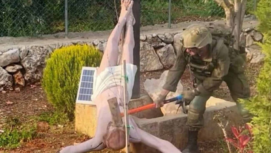 Un soldado israel&iacute; destroza a martillazos estatua de Cristo en L&iacute;bano, Netanyahu condena la acci&oacute;n
