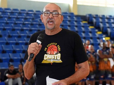 Vinicio Muñoz lo deja claro: “No quiero dedicatoria, por si acaso”