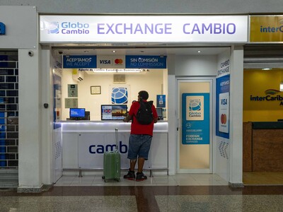 Incorporan a agentes cambiarios y de remesas a gestión de riesgo