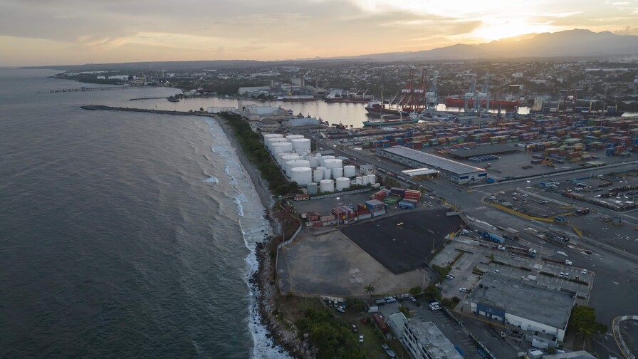 El reembolso de aranceles aún está fuera de la mesa del diálogo entre EE. UU. y RD