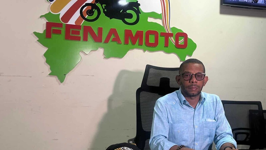 El presidente de Fenamoto condena ataque a chofer en Santiago y defiende a miembros del gremio