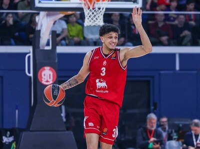 Ganar millones ya no es pecado en una NCAA de profesionales