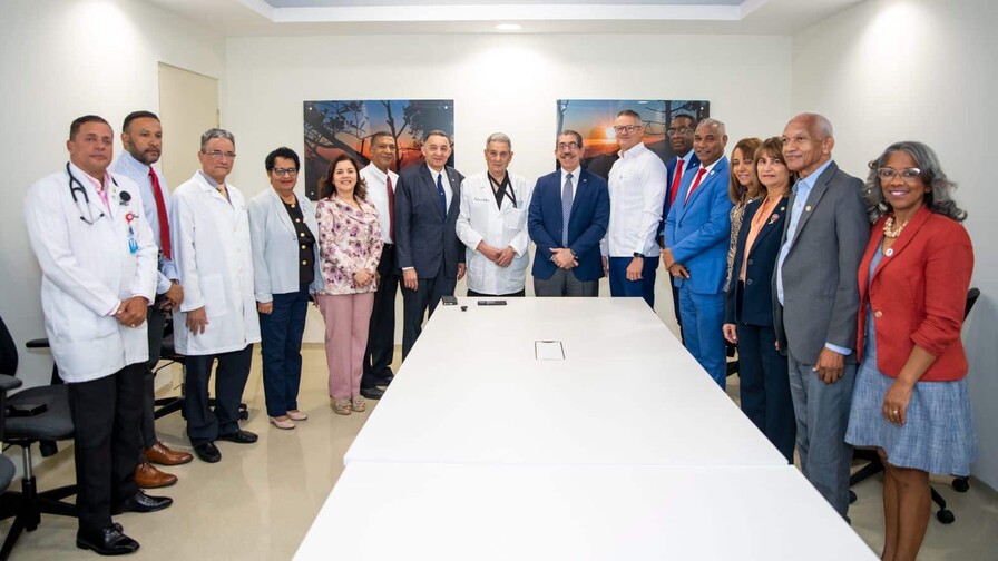 Candidato a rector&iacute;a de la UASD propone uso de la IA para fortalecimiento de la formaci&oacute;n m&eacute;dica