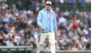 Counsell califica de extra&ntilde;a la flexibilidad de roster de Ohtani; Roberts responde