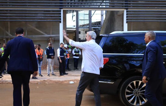 Abinader supervisa remodelaci&oacute;n de obras rumbo a Santo Domingo 2026; est&aacute;n en un 90 por ciento