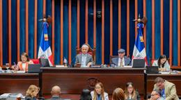 Senado aprueba en primera lectura proyecto para pagar deudas viejas a contratistas del Estado
