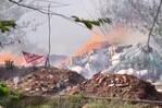 Al menos 13 muertos tras una explosión en una fábrica de fuegos artificiales en la India Al menos 13 muertos tras una explosión en una fábrica de fuegos artificiales en la India