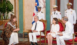 Nuevos embajadores europeos presentan credenciales al presidente Abinader